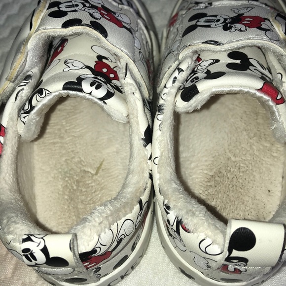 Toddler Disney shoes - Picture 4 of 6